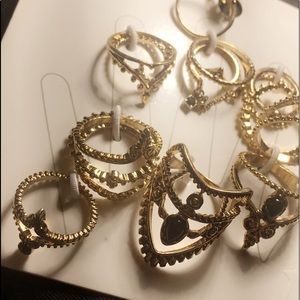 Beautiful fashion rings set